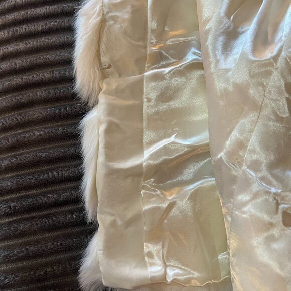 White 100% Ostrich Hair Fur Trim Sleeveless Lined Open Front Vest - Picture 9 of 13